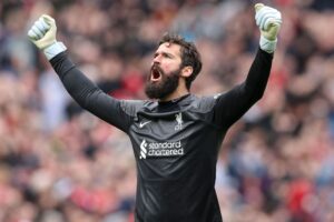 Alisson rời Liverpool