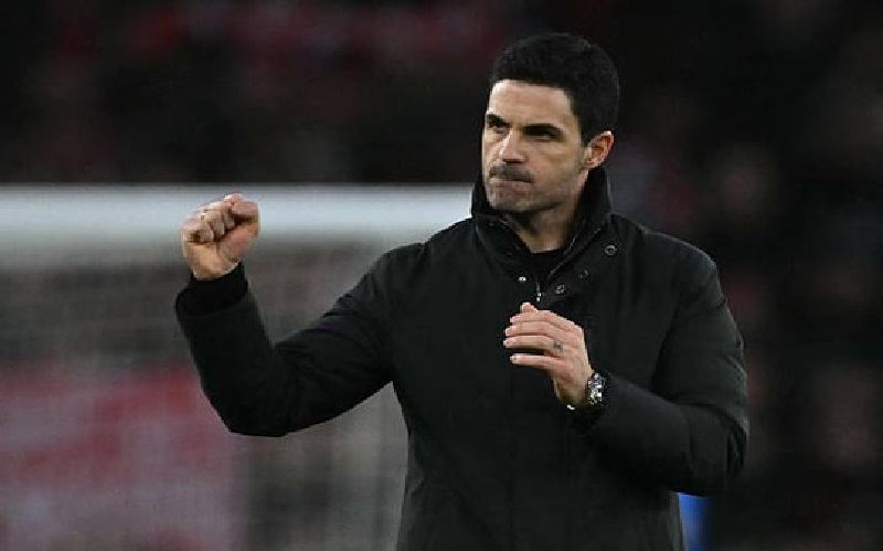 Arsenal phản ánh sự va chạm giữa hai tầm nhìn quản lý khác nhau.